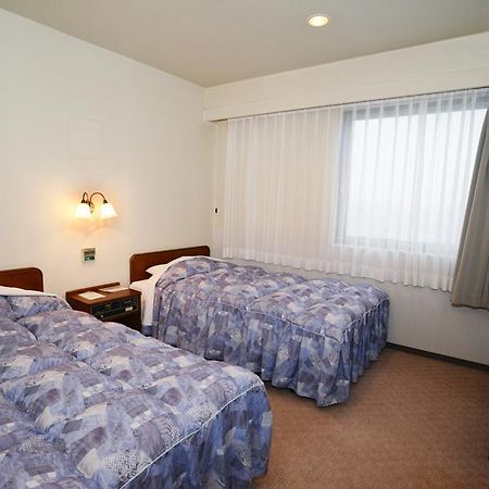 Tahara City Hotel Buitenkant foto